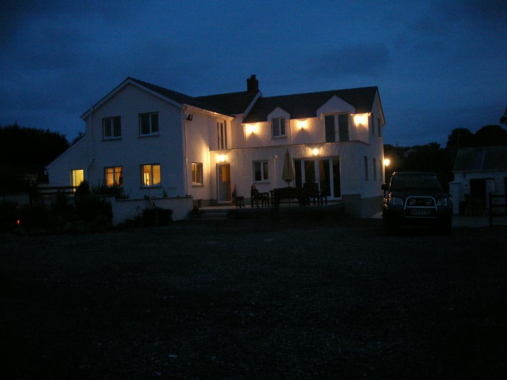 Hotel Pantysgyfarnog Near Carmarthenshire Pembrokeshire Exterior foto